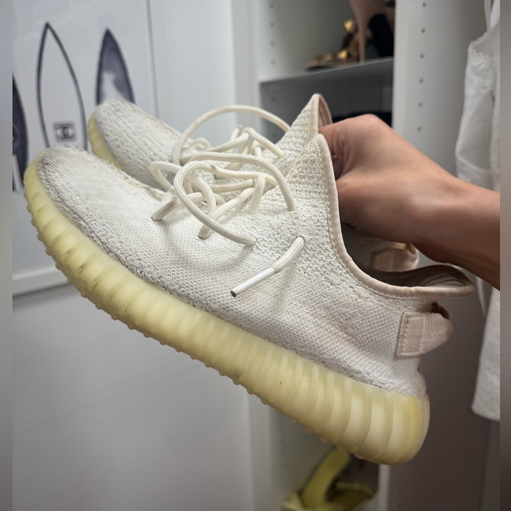 Yeezy Boost 350 V2